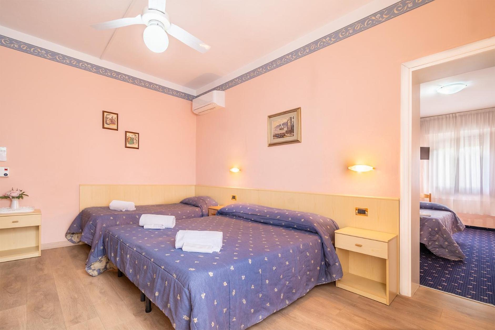 Hotel Marnie Massarosa Zewnętrze zdjęcie